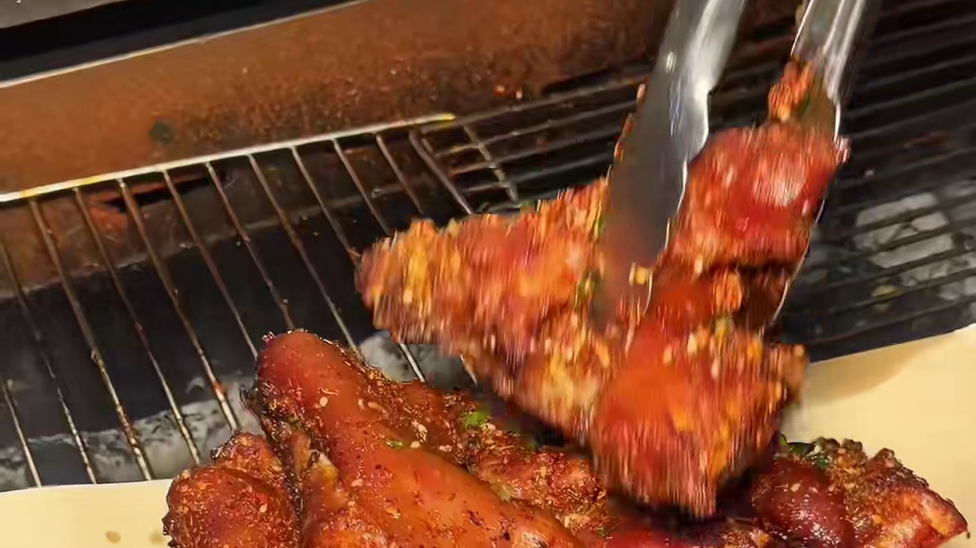 来泉州记住这个位置！！！街边的烟火气小破店 不起眼但真的好好吃！