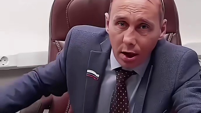 他为老百姓操碎了心