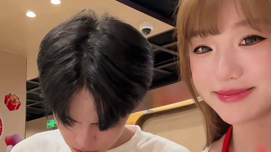 当我纪念日给男友准备了蛋糕，男友的反应……