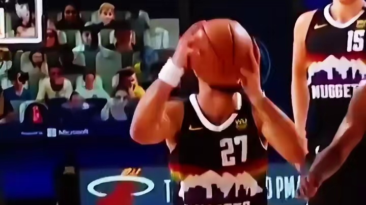 伦纳德霸气大帽穆雷，姿态尽显挑衅