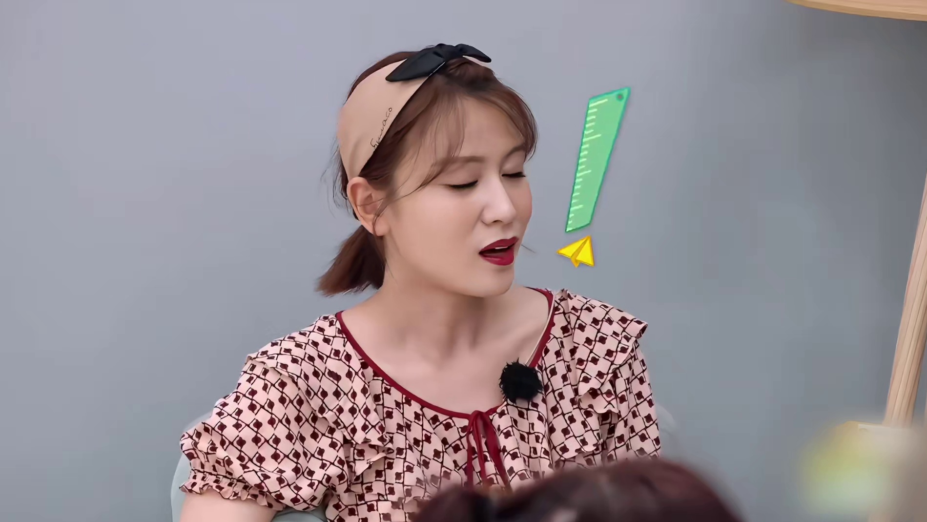 妈妈1个月让儿子做376张试卷，直接将孩子逼成了哑巴