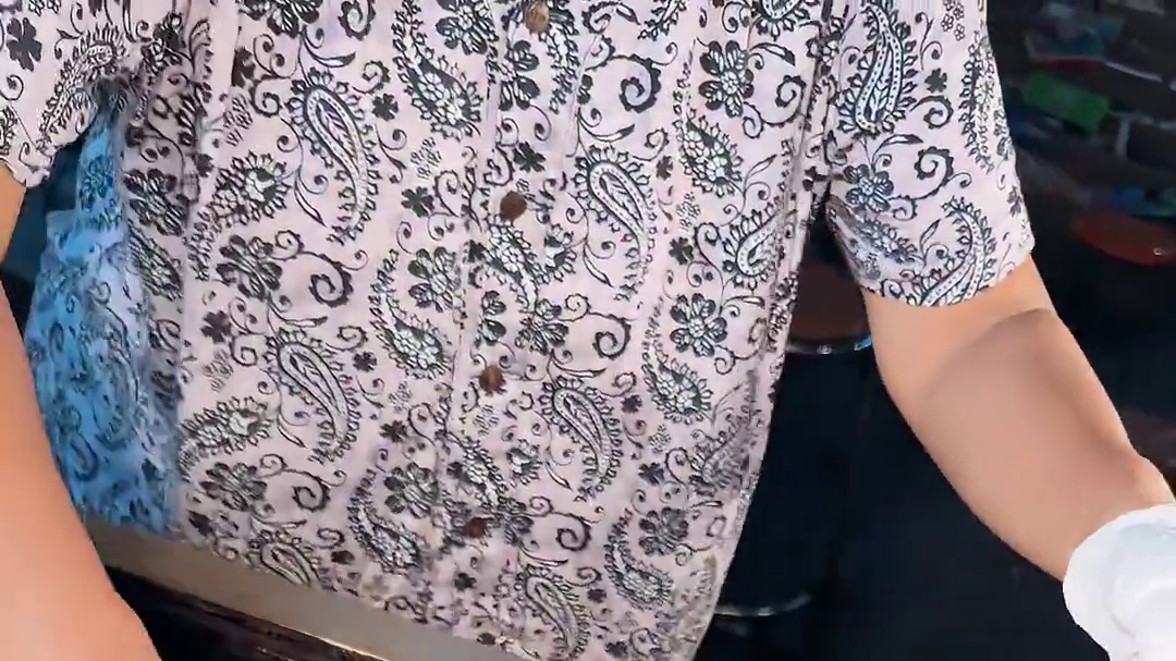 河南街头五块一个的菜盒，烤的焦香酥脆