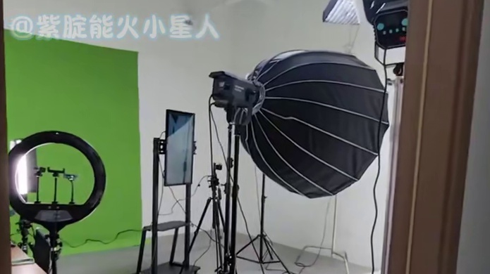 珍妮佛梓跨性别的蜕变 L