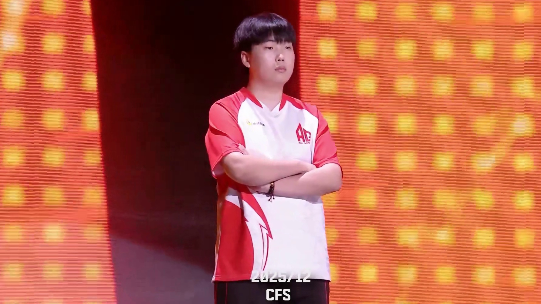 再次回到这里，我必须考虑这是否是我此生仅有的机会