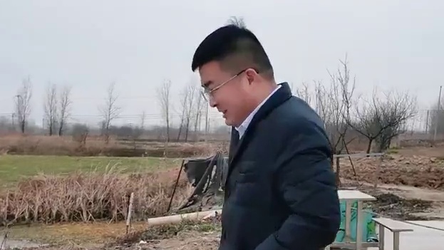 拥有5万平工厂，85后厂长日常vlog，居然这样吃到了地锅鸡