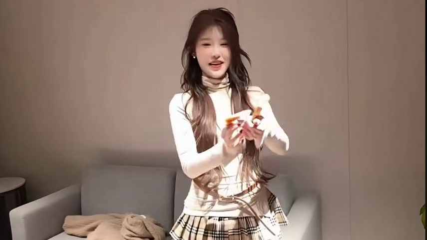 大王我买还不行吗。
#小小小酷哥 #大王1995 #组织1995