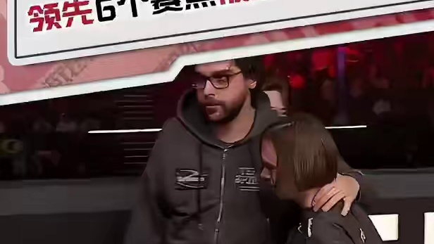 各主播看donk生气暴怒骂骂咧咧离场，领先6个赛点被翻谁来都得破防生气#donk #cs2 #布达佩