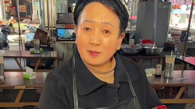 天水街头香辣然然 糯糯叽叽满满都是料