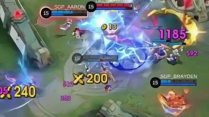 三高全破，水晶岌岌可危，老挝队Thatthasone选手配合梵妮，瞬间连秒3人#决胜巅峰全球电竞 #