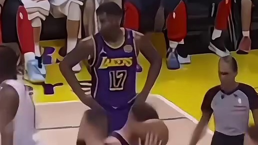 这都行？东契奇奇葩操作领到技犯，直接把老詹整无语了