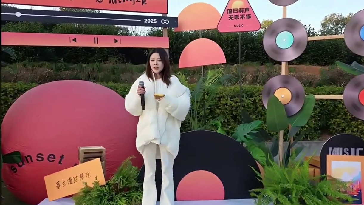 小唐走心了。
#小小小酷哥 #小唐1995 #组织1995 #1995好声音第三季