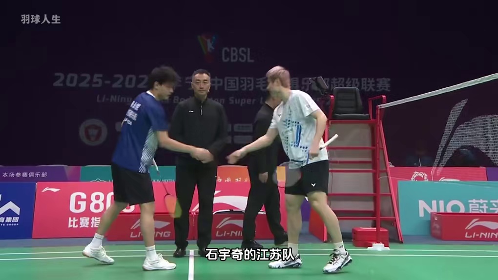 双打顶尖选手跟单打球员的差距有多大，石宇奇把对方打成新兵蛋子 #羽毛球 #石宇奇 #羽超联赛 #体育
