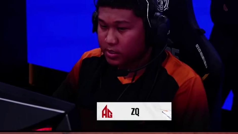 宠儿和队友选本次CFS世冠皮肤，没想到AG的皮肤实在太多了，最后宠儿比较想搞一个USP的皮肤