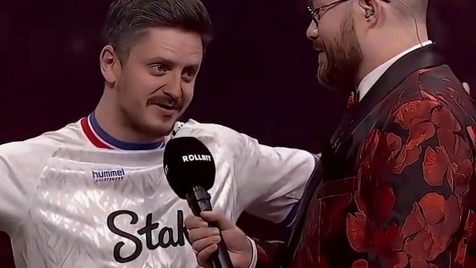 豆豆夺冠后采访嘲讽拉满#csgo马西西 #csgo