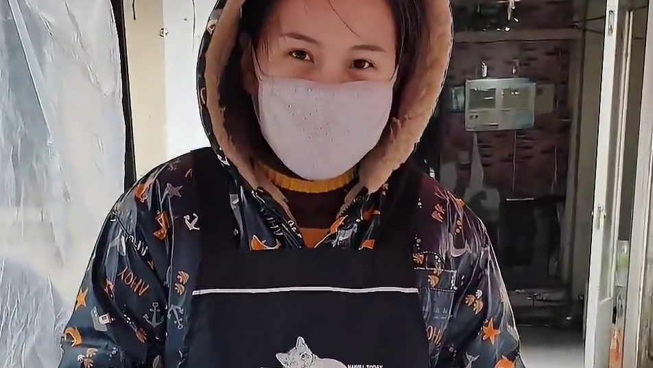 东北自选盒饭 10元一份不限量 这一份你们感觉值不值