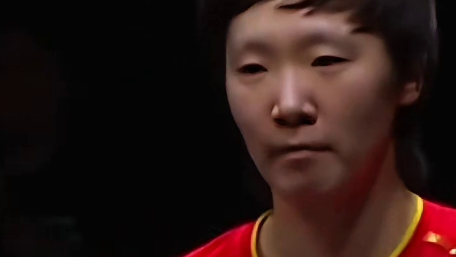 王曼昱4比2战胜蒯曼，夺得女单冠军！