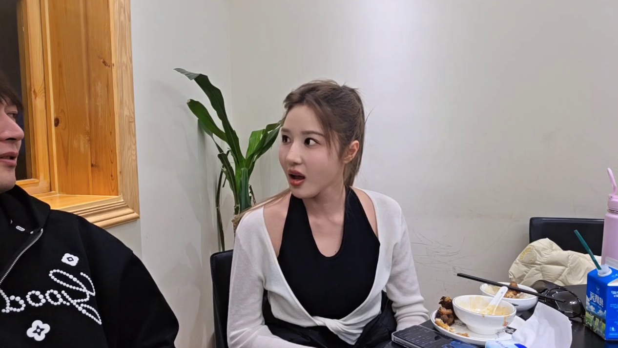 乔妹盖亚一顿暴揍愤怒离场！现场氛围瞬间凝固！