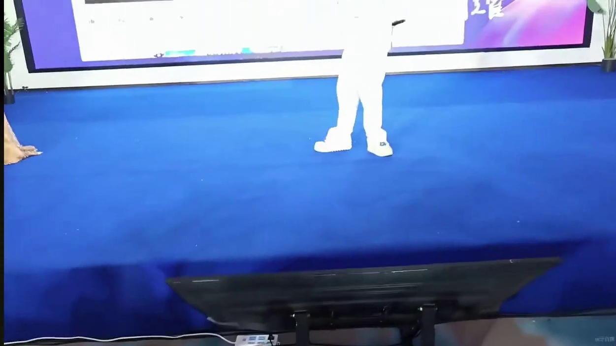 小六子爆爆爆燃爆了全场！！！
#小小小酷哥 #小六子1995 #组织1995 #1995好声音第三季