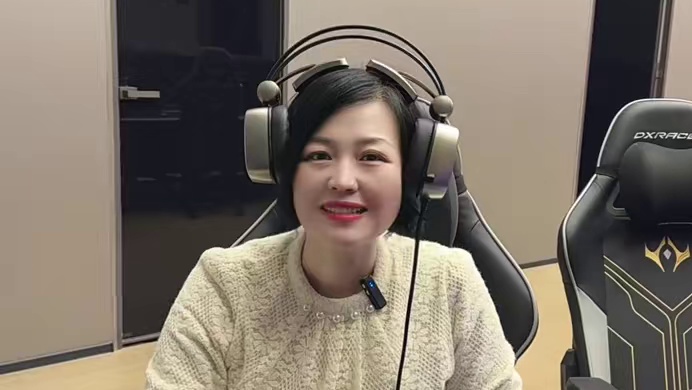 现在的网咖这么高大上了吗？上午场四小时才9.9，六小时19.9