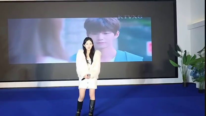 小忻唱歌蛮好听的。#小小小酷哥 #组织1995 #1995好声音第三季 #小忻1995