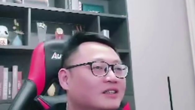 版本答案，龟甲无敌 #炉石传说 #酒馆战棋 #炉石酒馆战棋新赛季S12  #炉石传说穿越时间流