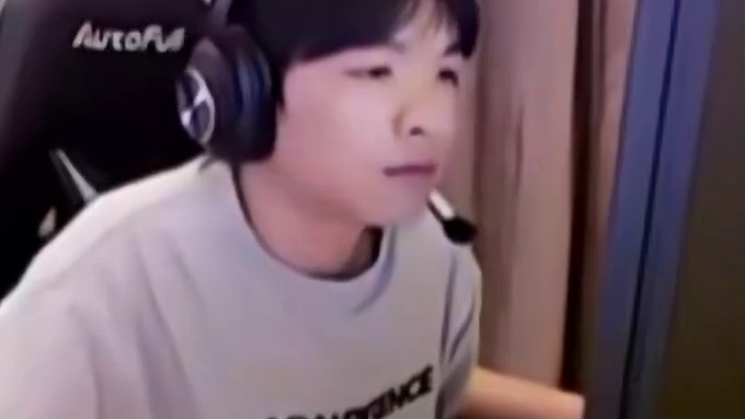 第489集《点蚊香》 【cxy】超管有本事永封#无畏契约orax颗秒#太讷了#瓦学弟太讷了 #cxy