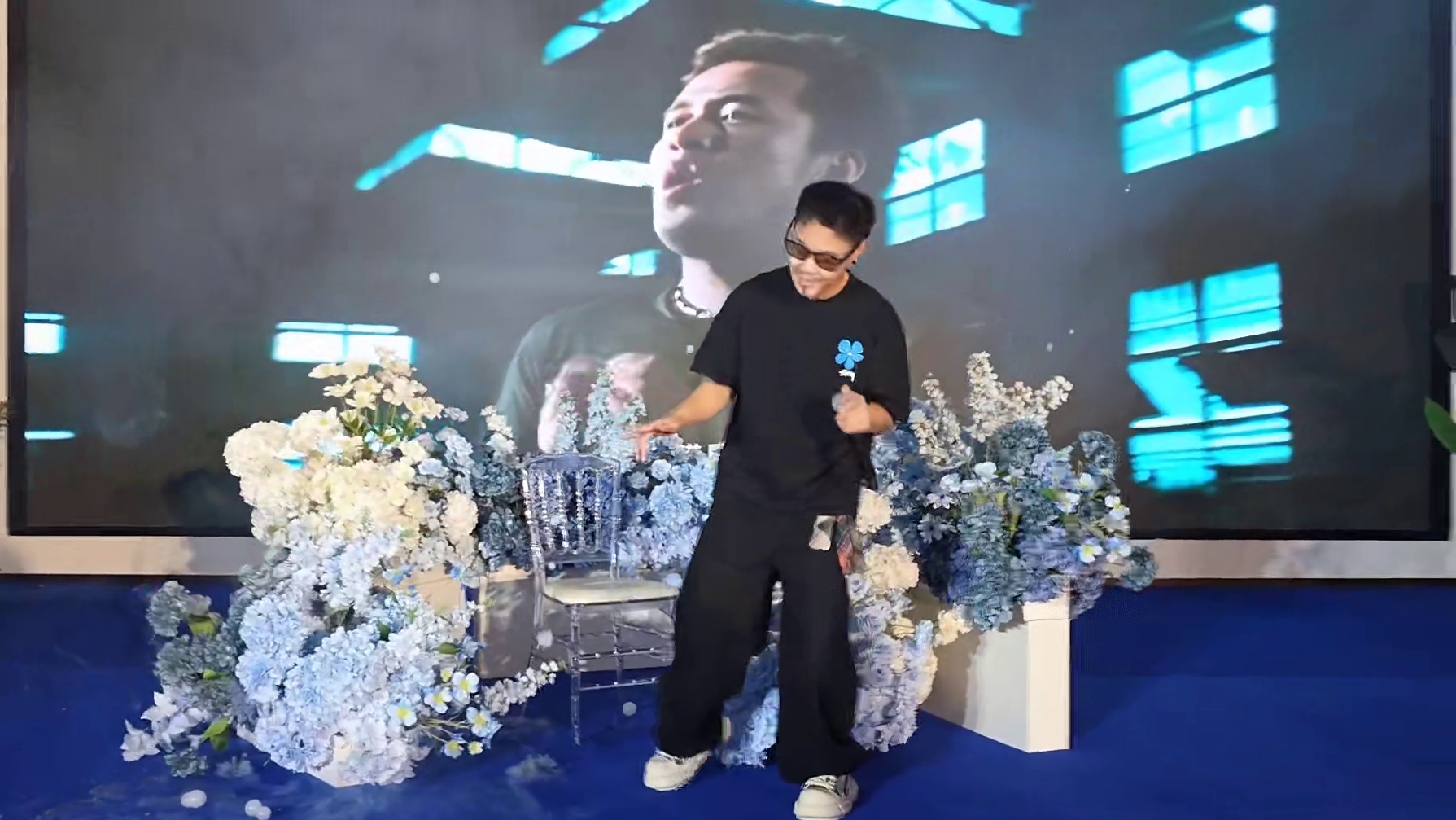 虎子模仿杨坤《无所谓》爆笑如雷！律师函警告