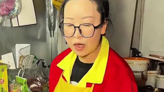 兰州街头糖醋关东煮 刷满糖醋酱这一口谁懂