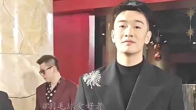 羽联总决赛晚宴国羽造型，期待他们赛场上能有优异表现。 #羽毛球