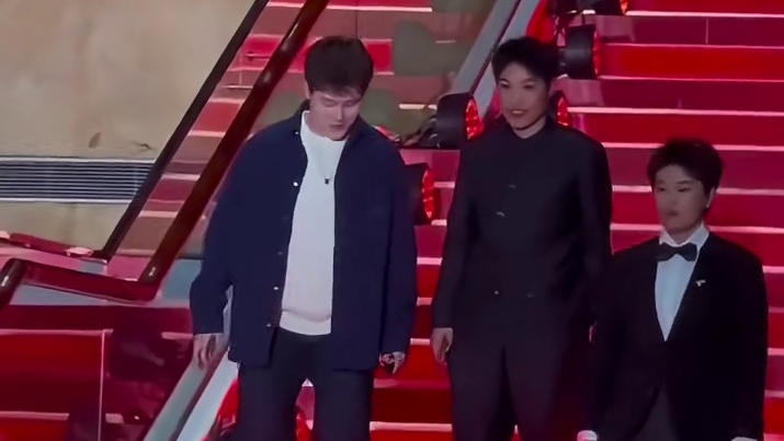 韩悦在此！韩悦刘圣书谭宁