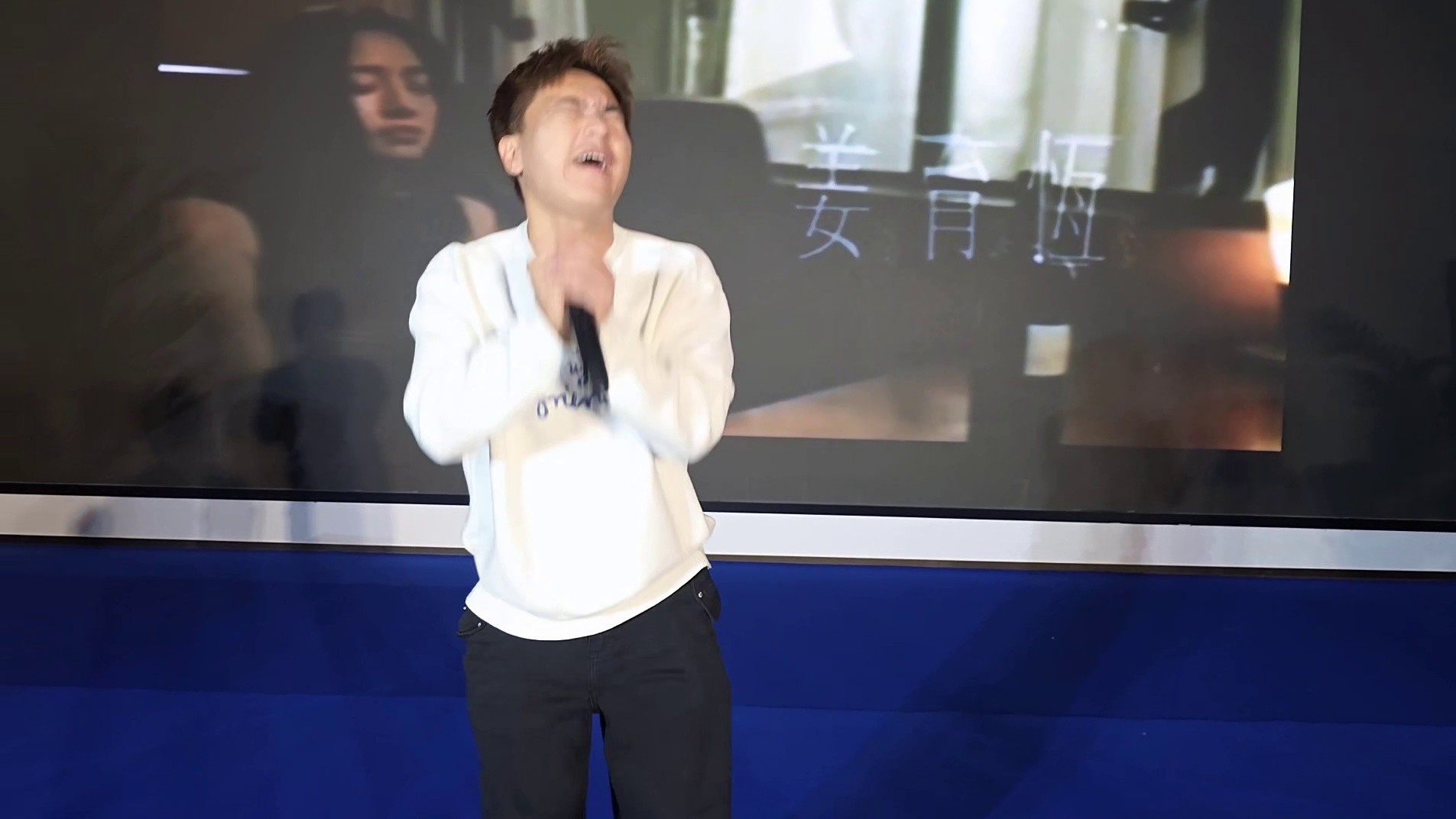 不凡深情演唱《女人的选择》太痛了！