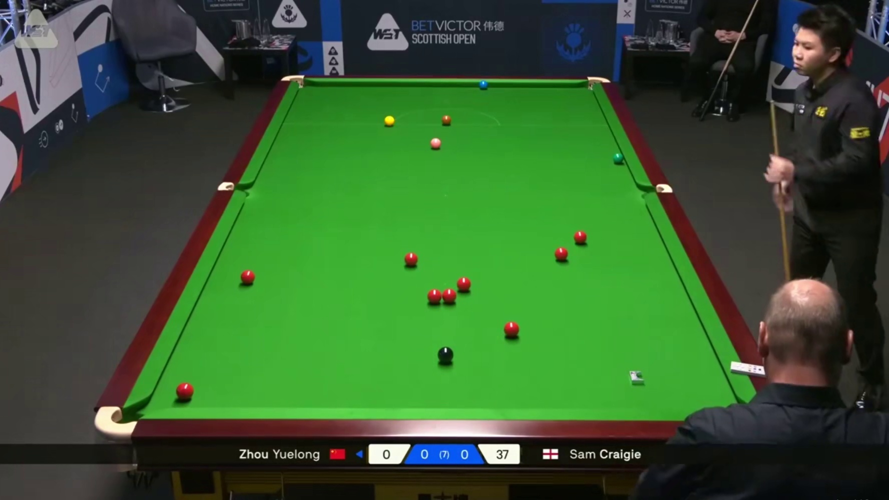 2025斯诺克苏格兰公开赛：周跃龙vs克雷吉