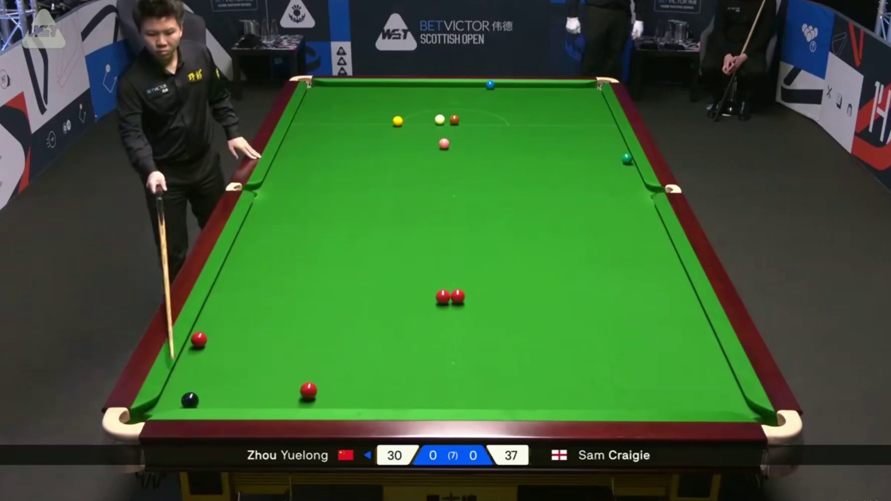 2025斯诺克苏格兰公开赛：周跃龙vs克雷吉