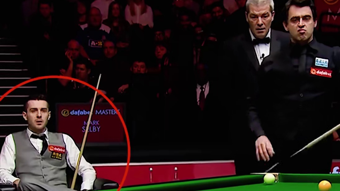 一杆斯诺克怒追22分，刚上手又被火箭打回原形