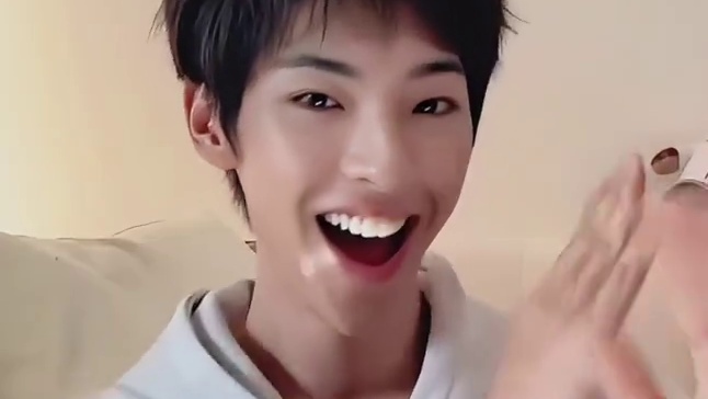 有生之年看到了270岁的猫咪