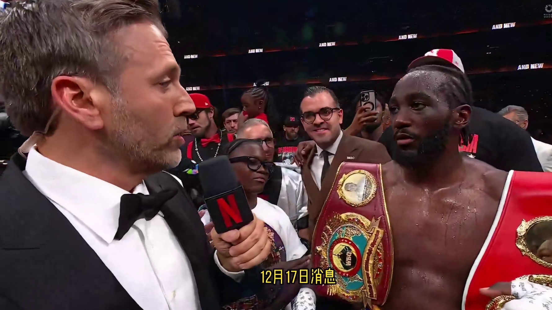 拳坛传奇巨星退役！生涯42战全胜，横跨五个级别世界拳王