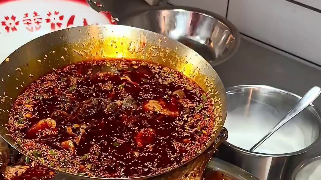 来南昌！就为这一口毛肚冒烤鸭！