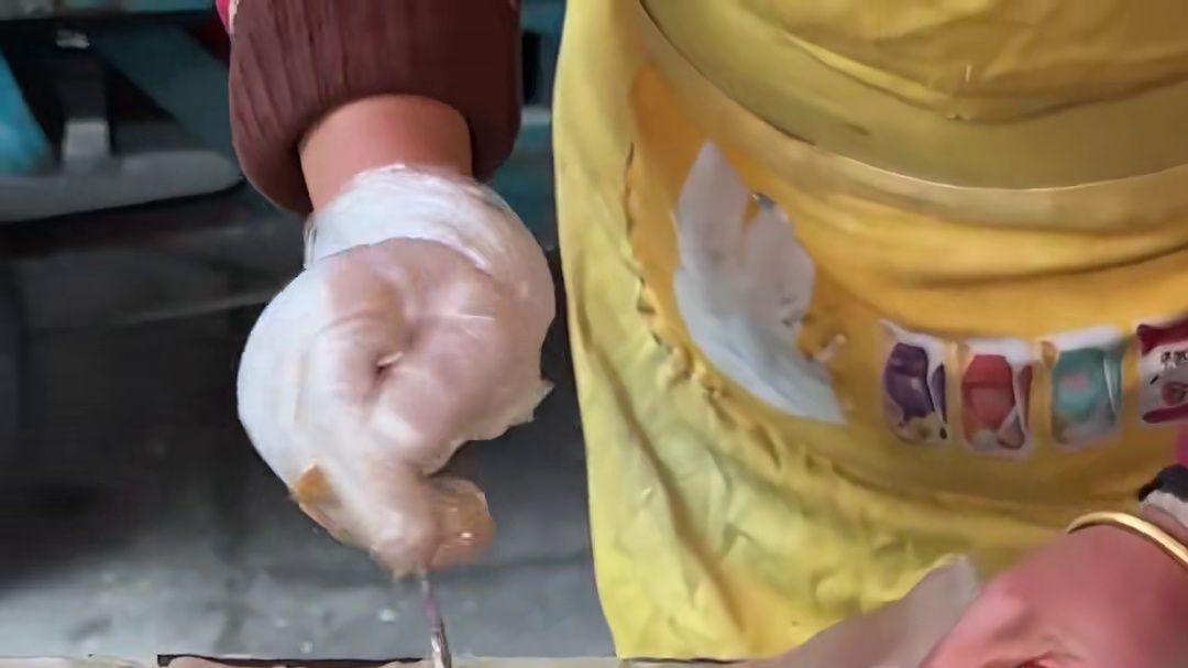 路边偶遇满满当当的糯米饭团！果然是早起的人儿有饭吃呀！！