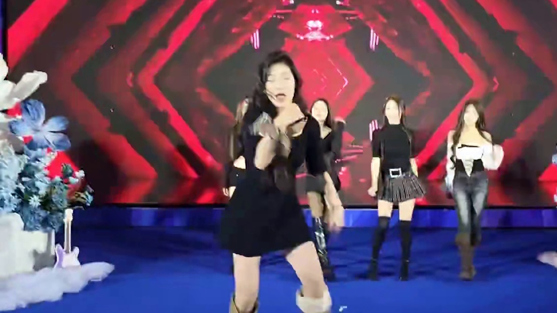 燃炸全场！95也有自己的女团！