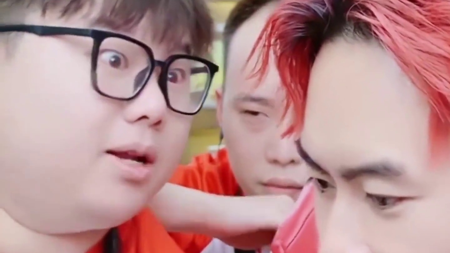 他又压我一头了，兄弟们怎么办