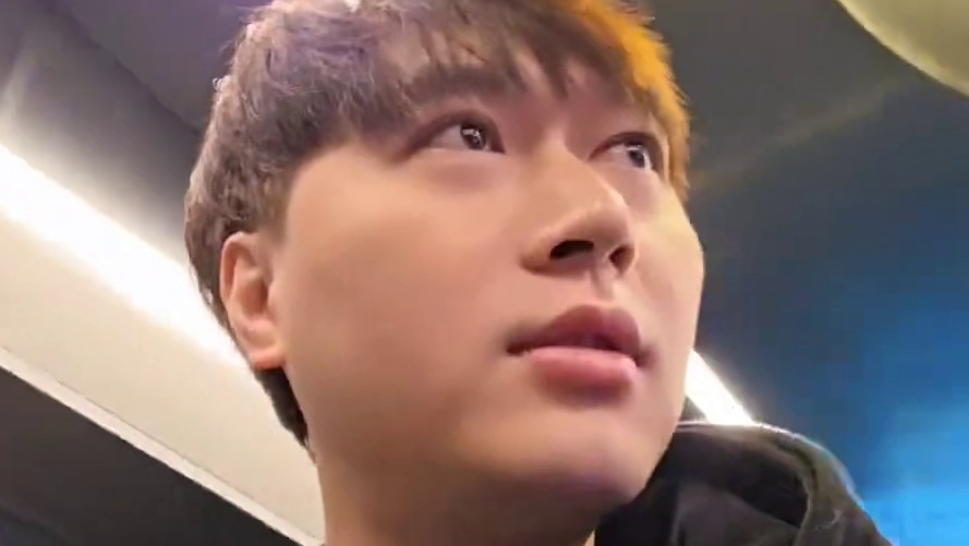 这视角太开门了！大大大大大