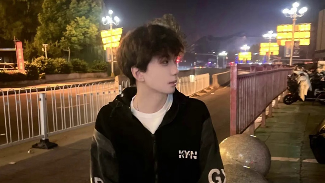 你不是说会一直陪着我的吗