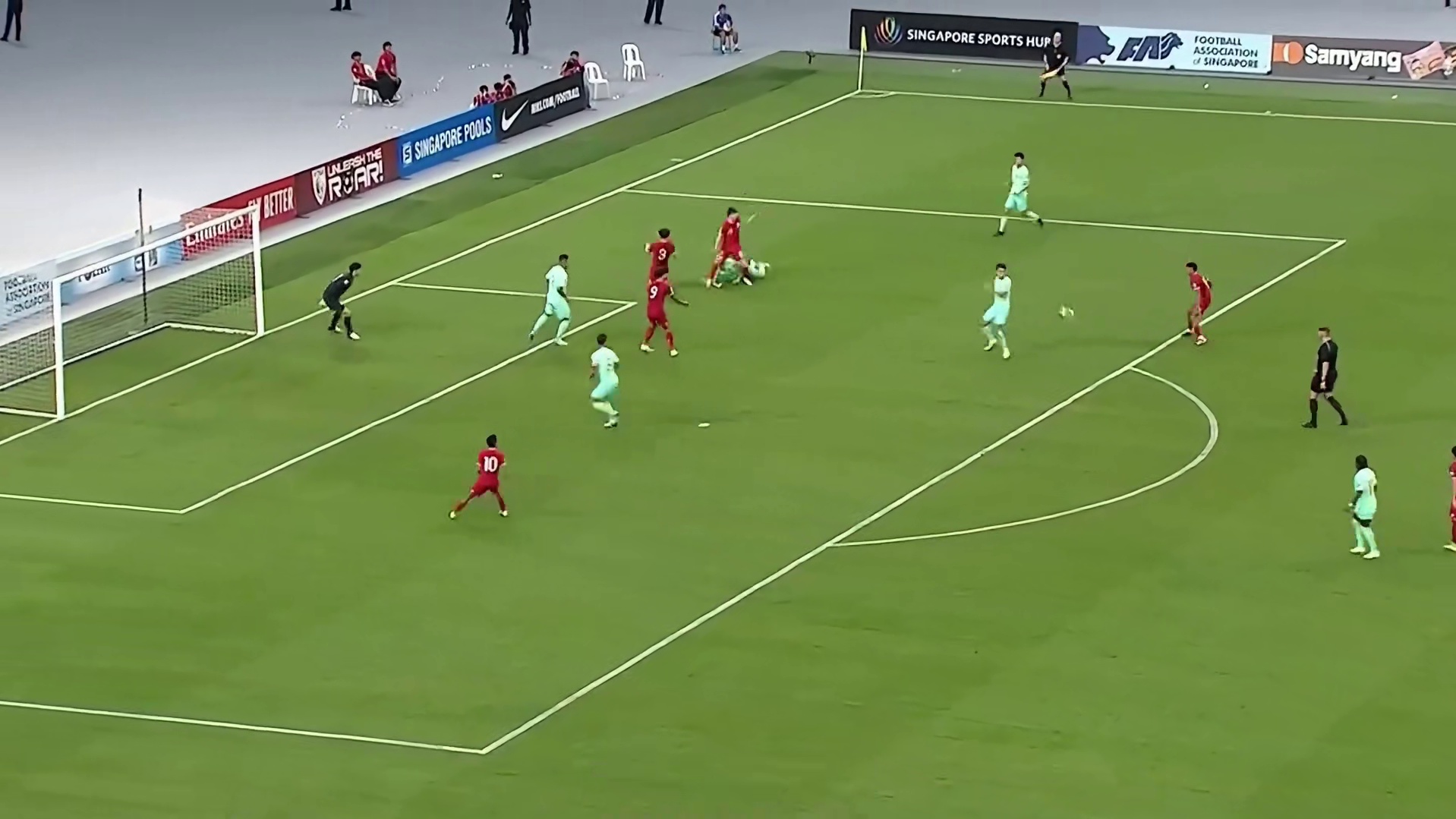 90秒告诉你，2比2逼平新加坡失误不断的国足球员基本功有多差