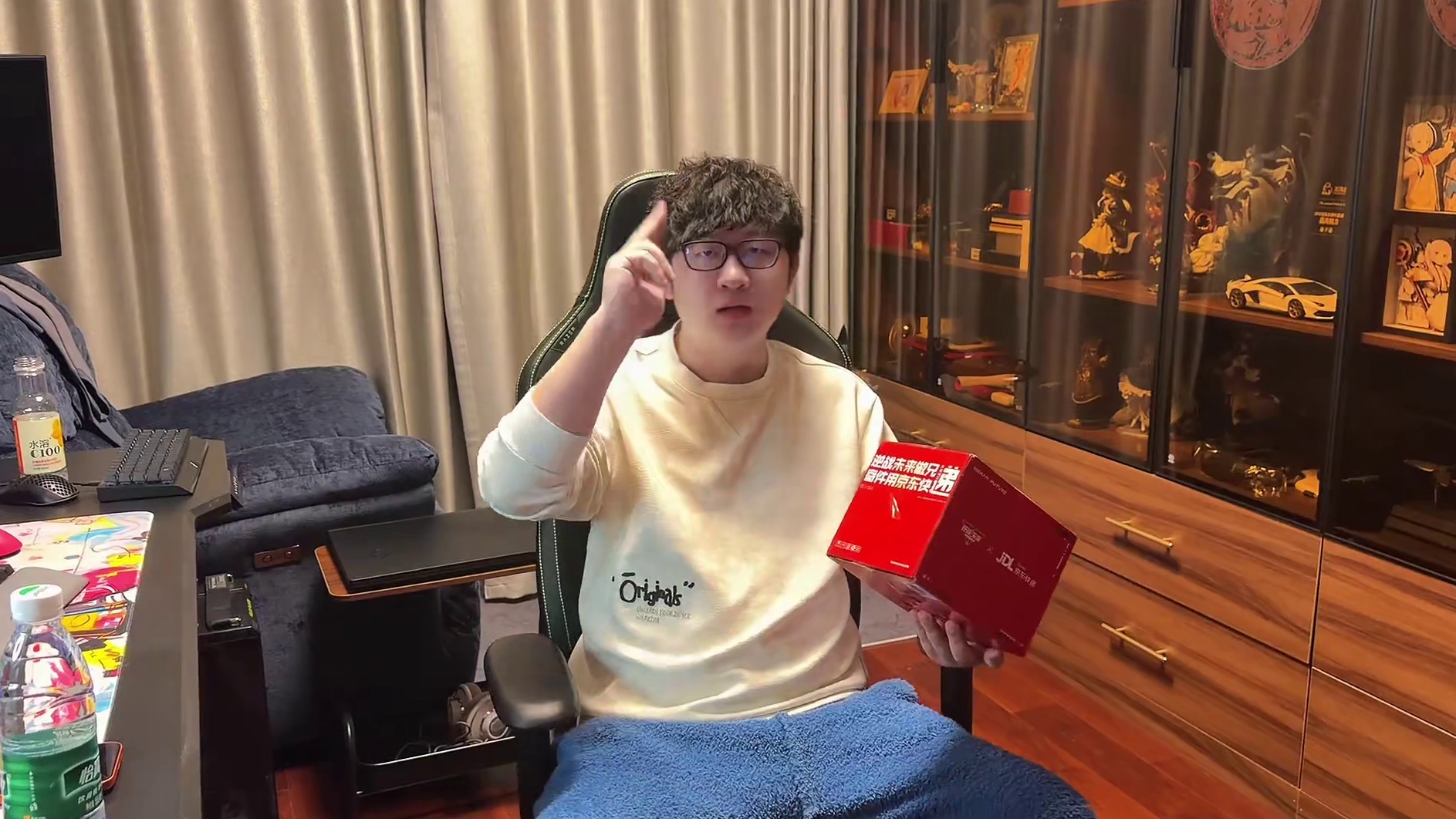 哎哟！大佬们快看《逆战：未来》给我寄了什么？