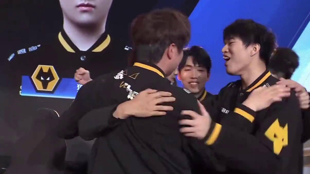 线下观赛氛围有多燃？请看VCR