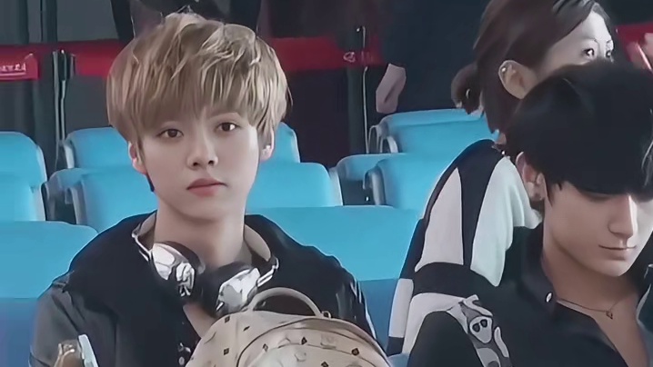 考古早期的鹿晗黄子韬真的帅