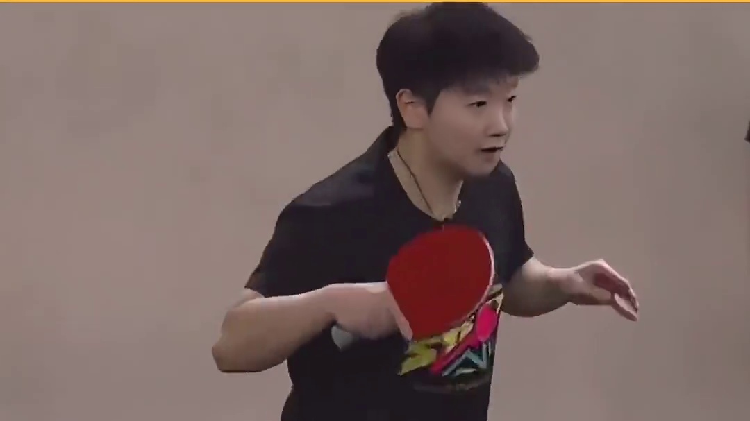 莎莎和梦姐就是两个可爱的小女孩啊