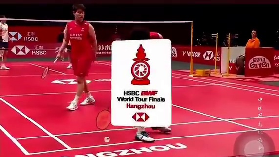 正赛第四个比赛日，五大单项的半决赛全面打响，刘圣书/谭宁遭遇到了韩国组合白荷娜/李昭希，本场比赛白荷娜/李昭希打出了比小组赛更加顽强的表现，尤其是第三局在大比分落后的情况下上演了逆风翻盘的戏码，以2-1淘汰了圣坛组合。