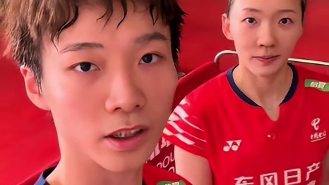 丫邦组合在线放狠话️他们将与凤凰组合争夺总决赛冠军