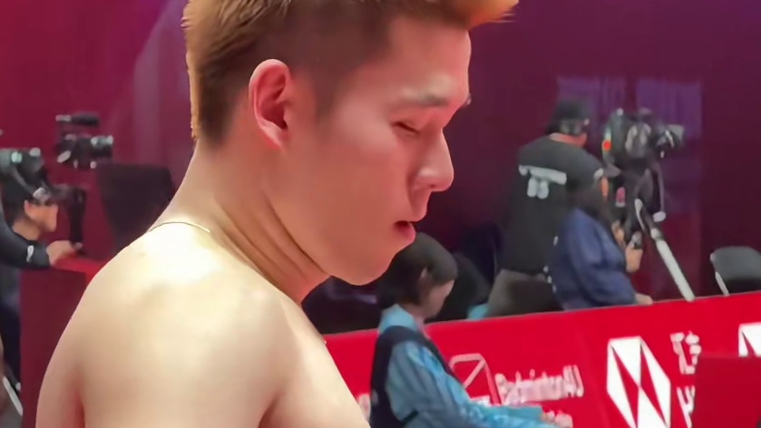 三年了 小香猪终于突破小组赛了